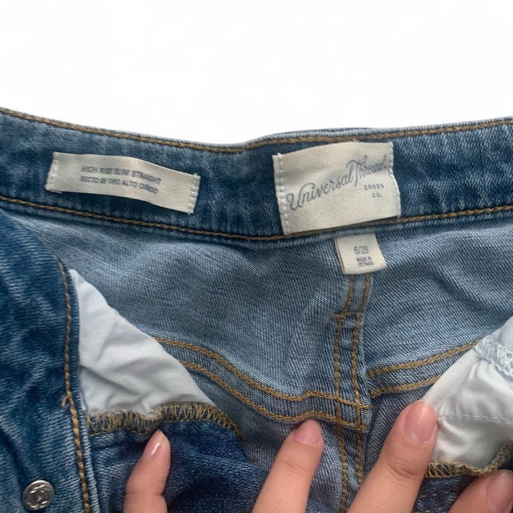 Universal Thread High Rise Jeans Straight Leg - Picture 2 of 3